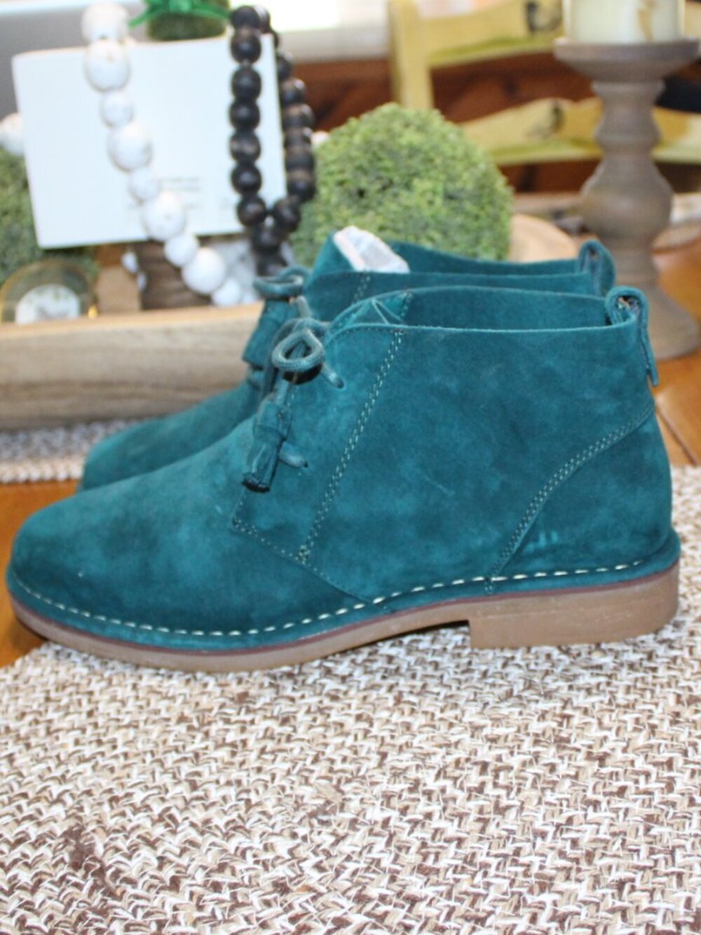 NWT Hush Puppies Cyra Catelyn Chukka suede leather boot 9 1/2 WIDE STUNNING! - Picture 10 of 14